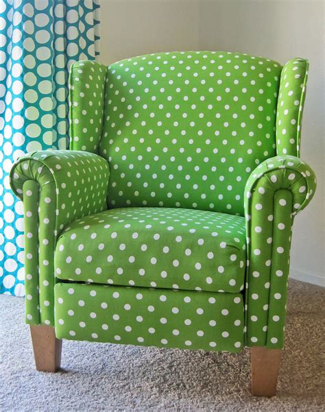 Seriously Daisies Green Polka Dot Chair Makeover