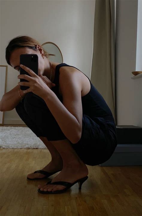 Elena Selfie Mirror Scenes Mirrors Selfies
