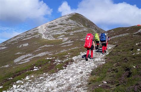 23 People Injured As Thousands Climb Croagh Patrick For Reek Sunday