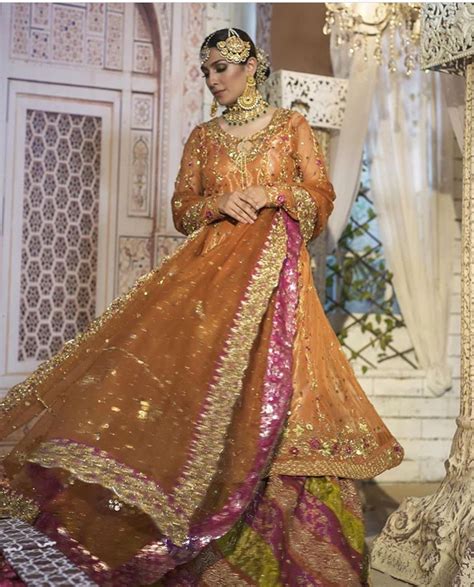 Latest Beautiful Bridal Photo Shoot Of Gorgeous Actress Ayeza Khan