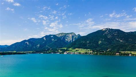 Gilgen (salzburg) ist im wolfgangsee gestern aus einem verrosteten fass altes mineralöl ausgetreten. Coronavirus: Dutzende Fälle am Wolfgangsee in Österreich ...