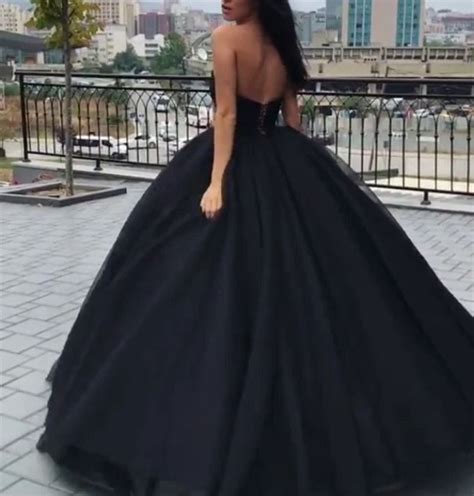 Strapless Tulle Satin Sleeveless Ball Gown Black Weddng Dresses From