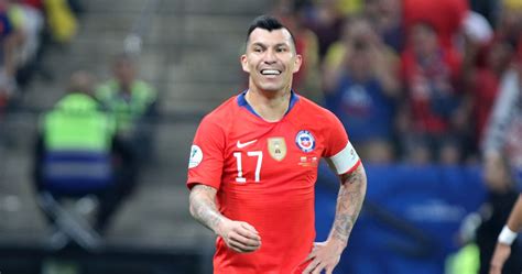 Profile page for chile football player gary medel (defender). Gary Medel: "Creo que será pronto el regreso a Chile"