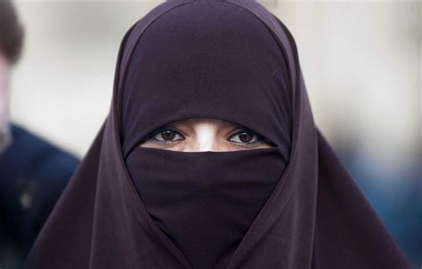 Interdiction Du Niqab Le Gouvernement Ne Renoncera Pas à Sa Décision