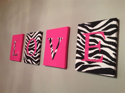 Pink And Zebra Print Bedroom Maybe Change Color To Blue Or Line Green