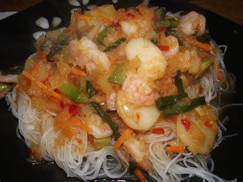 The Unabashed Kitchen Wench Spicy Pineapple Shrimp With Rice Noodles