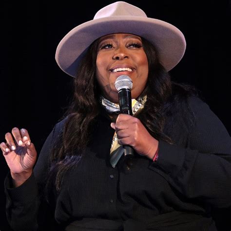 loni love age net worth height facts