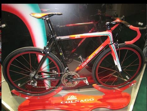Hand built and customized in cambiago (italy), colnago c60 is truly a masterpiece. Colnago Ferrari