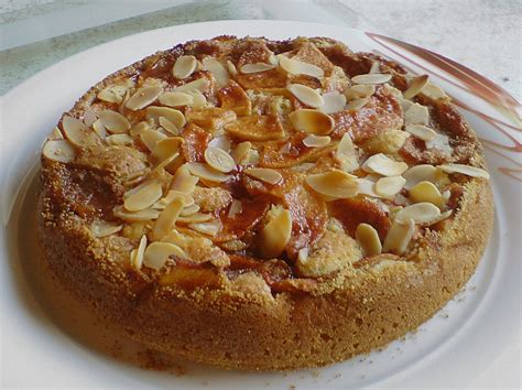 Maybe you would like to learn more about one of these? Kleiner Apfel - Amaretto - Kuchen von Schokomäuschen23 ...