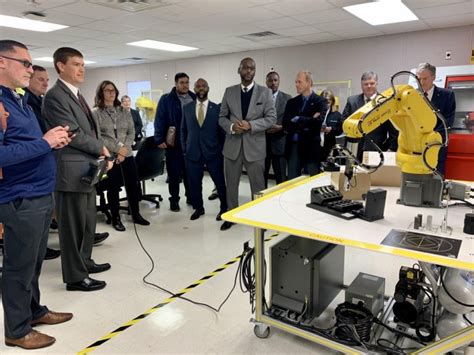 Tcc Opens New Robotics Lab On Chesapeake Campus Tcc Today