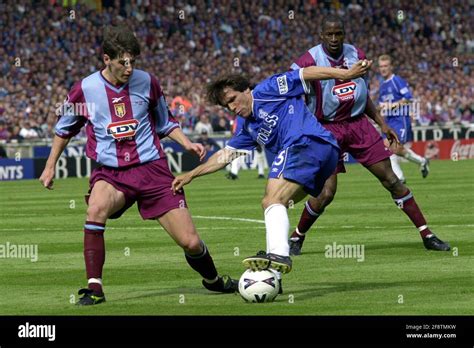 Gianfranco Zola Football Player Of Chelsea May 2000in Action Against