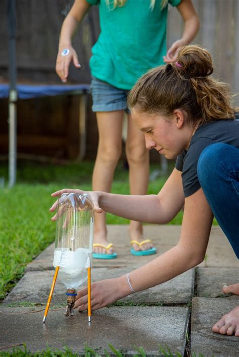 5 Easy Summer Science Experiments To Teach Your Kids About Energy