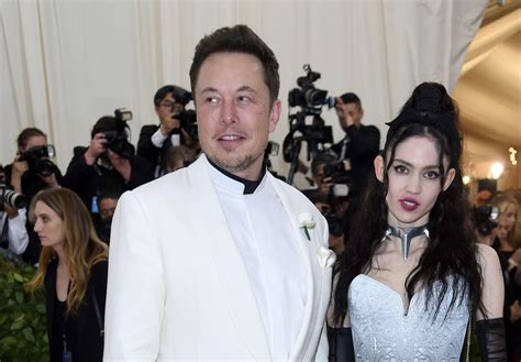 Elon Musk Girlfriend Elon Musks Girlfriend Grimes Experimental Eye