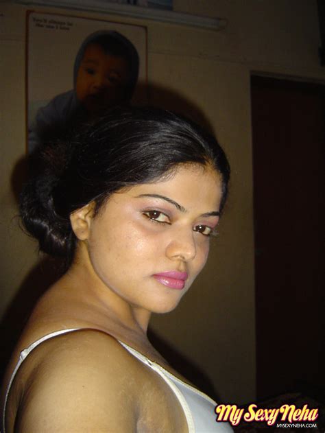 Bhabi Nude In Public Neha Bhabhi Brought Her Open Breasts Ri Nudedworld My Xxx Hot Girl