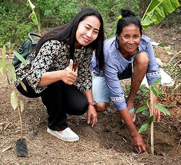 Membangun Hubungan Antar Umat Beragama Melalui Penghijauan GKJW