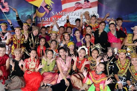 Perayaan Perayaan Agama Di Malaysia Mampu Mewujudkan Semangat Perpaduan
