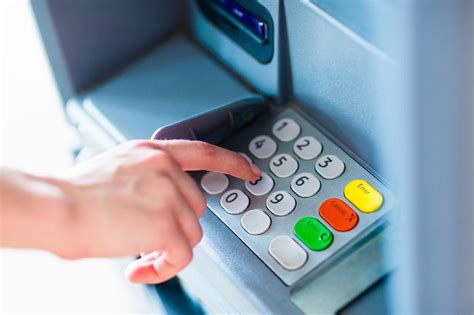 How To Keep Thieves From Stealing Your Pin At The Atm Wsj