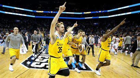 March Madness Opening Rounds Slam Dunk For Las Vegas Sportsbooks