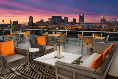 Up Rooftop Lounge The Best Rooftop Restaurant In Nashville