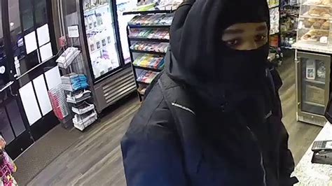 Person Of Interest In Armed Robbery Gun 3200 Bo 17th St Nw On January 5 2020 Youtube