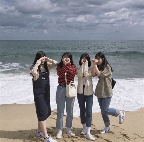 Ulzzangs Aesthetic — ♪๑ᴖ ᴖ๑♪💕🌈 Bff Girls Korean Best Friends
