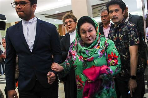 Rosmah Mansor First Husband Picture Ms Mansor Has Always Deflected
