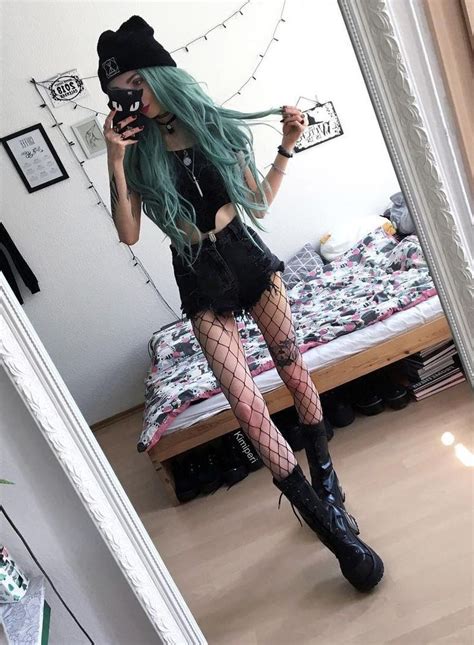 30 pastel goth looks for this summer summer goth outfits pastel goth outfits goth outfits