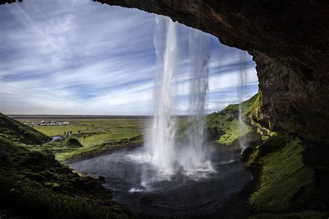Les 10 Cascades En Islande Quil Faut Visiter Campervan Iceland Rent Campers In Iceland