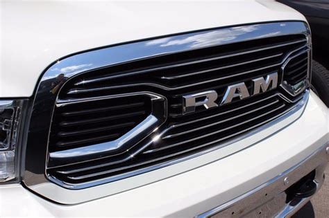 רשתות 2013 2018 Ram 1500 Chrome Laramie Limited Front Grille Mopar Oem
