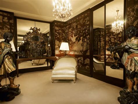 Coco Chanels Luxurious Paris Apartment