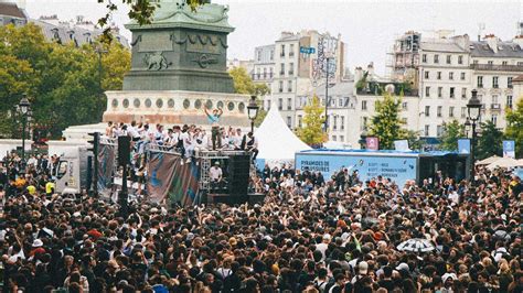 Les 25 Ans De La Techno Parade En Septembre Affiches Parisiennes