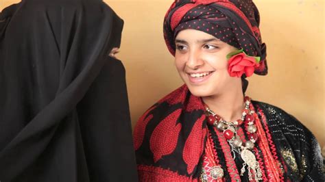 ‫أجمل بنات اليمن مع أغنية يمنية مسرع روعة لن تندم على المشاهدة‬‎ youtube