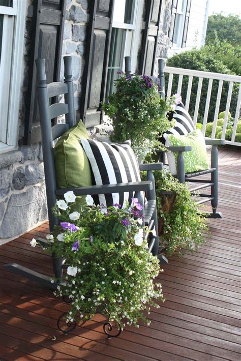 25 Inspiring Ideas To Freshen Up Your Front Porch For Spring Home Decor