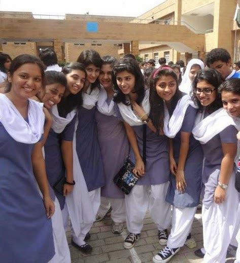Pakistani School Girls Photos Collection Bollywood Stars Desi Girls