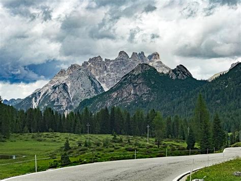 Climbing Tre Cime Di Lavaredo