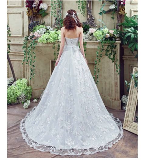 Elegant Sweetheart Lace Princess Cut Wedding Dress