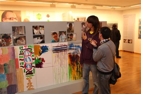 Corredoira, xabier correa corredoira, xavier correa corredoira (en); Arte Accesible - Exposición itinerante "15 cuentos breves ...