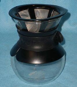 Celebrated by home baristas and coffee purists, pour over devices provide exceptional precision, producing a bold and refreshing cup of java. Bodum 11592 Pour Over Coffee Maker 4 cups 17 oz Black ...