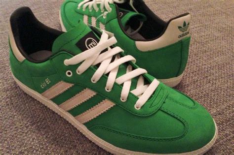 Diese und viele andere produkte sind heute im adidas online shop unter adidas.de erhältlich! Ausprobiert: miadidas - personalisierte Adidas Sneaker ...