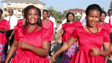 Mhubiri Choir Kijenge Njooni Kwangu Youtube
