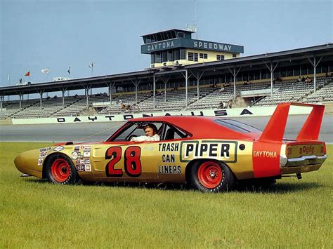 1969 Dodge Charger Daytona Nascar Race Racing Muscle Classic Wallpaper