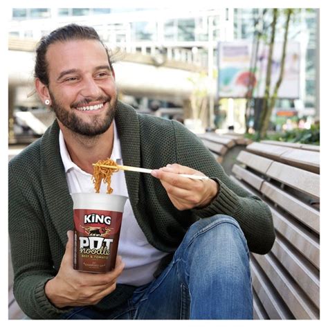 King Pot Noodle Beef & Tomato | Ocado
