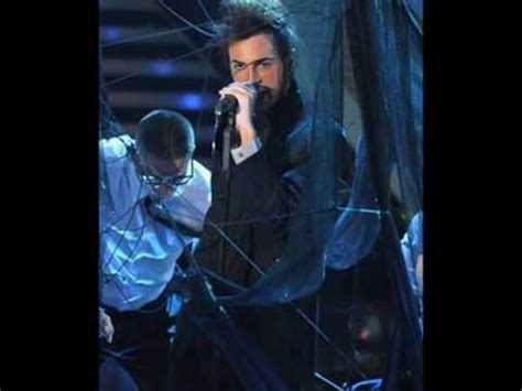 Dopo la sua esperienza ad x factor l'artista, vincitore del festival di sanremo 2013, si è aggiudicato. Omaggio a Marco Mengoni, vincitore di X Factor 3. - YouTube