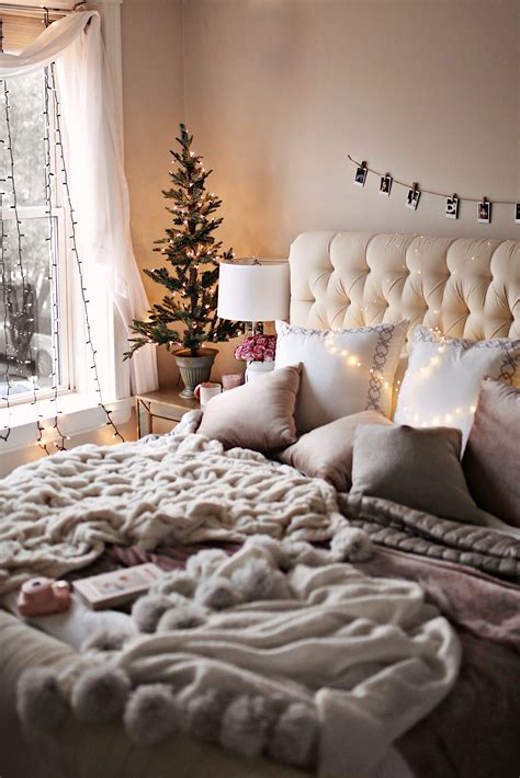 16 Cozy Winter Bedrooms Youll Want To Hide In Stylecaster