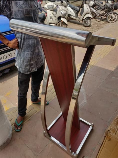 Wooden Mdf Wood And Steel Podium For Office At Rs 10000 In New Delhi