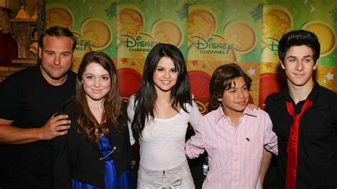 Die Zauberer Vom Waverly Place Feiert Die Serie Mit Selena Gomez Ein