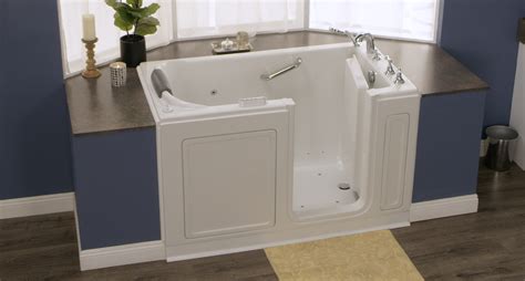 Walk In Bathtubs And Safety Tubs For Seniors American Standard Walk In Tubs