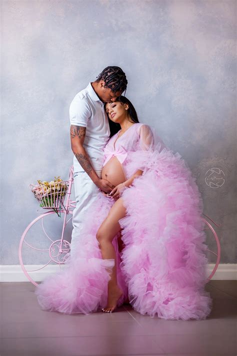 Pin On Photo Concepts Maternity Editorial