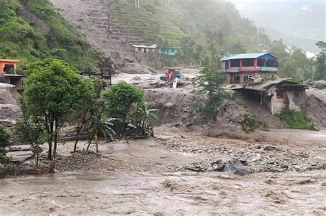 75 Killed 40 Missing In Sindhupalchowk Floods Landslides The Himalayan Times Nepal S No 1