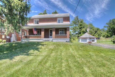7424 Hwy 42 | SIBCY CLINE REALTORS®